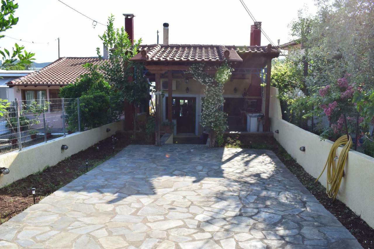 Villa Dimitris Constantinou à Sourpi Extérieur photo