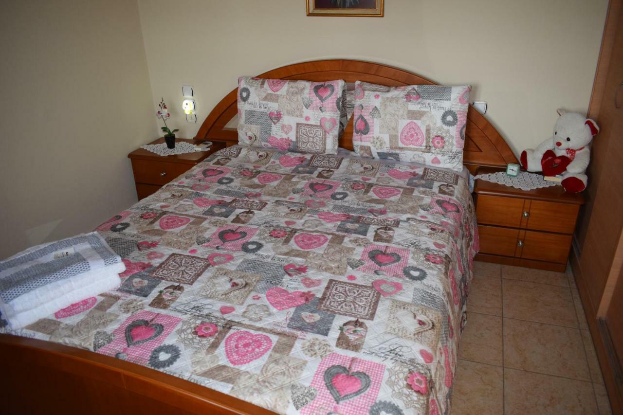 Villa Dimitris Constantinou à Sourpi Extérieur photo