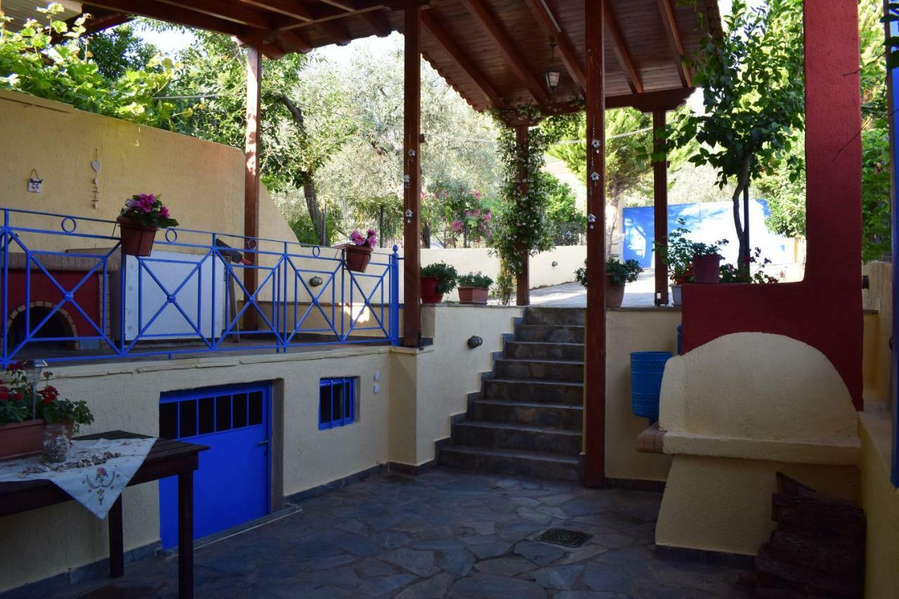 Villa Dimitris Constantinou à Sourpi Extérieur photo